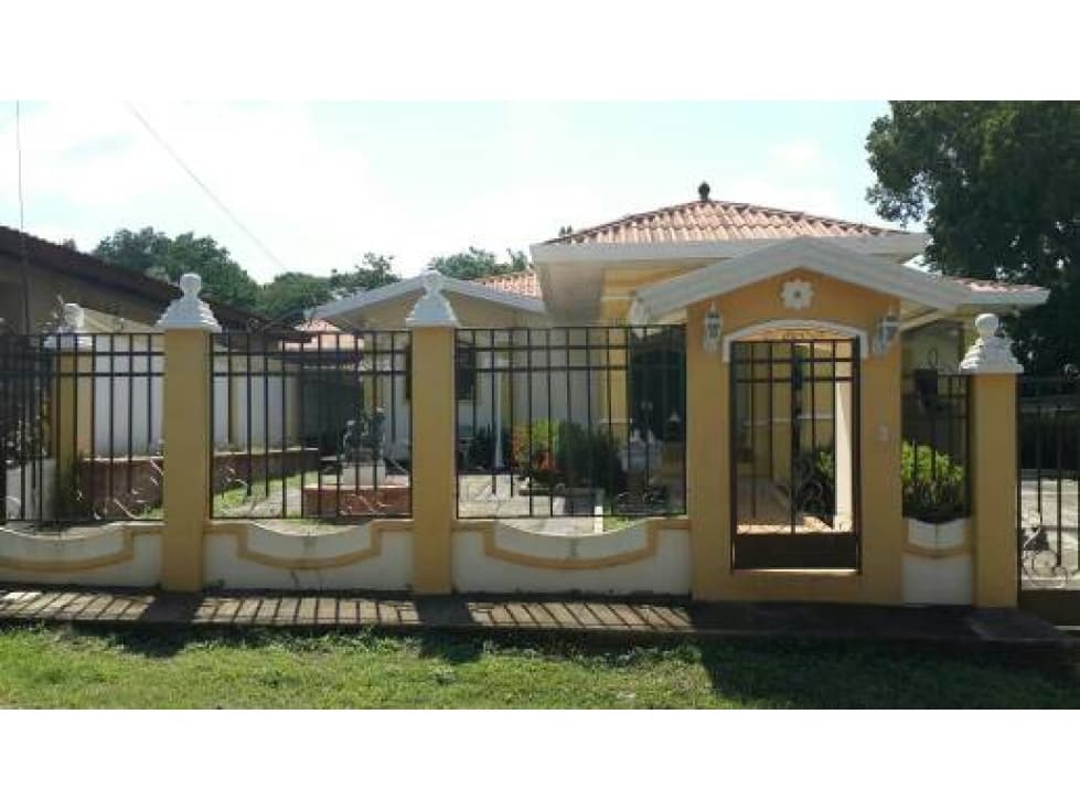 Venta de hermosa casa en Chitré — foto 2
