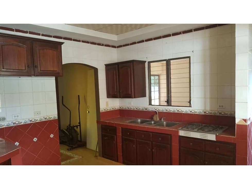 Venta de hermosa casa en Chitré — foto 6