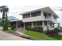 CASA 1.200m2 TERRENO, 450M2 CONSTRUCCION EN BETHANIA EL AVANCE 