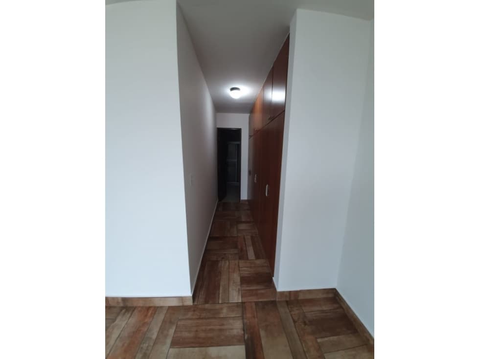 SE ALQUILA PENTHOUSE 203MTS EN EL CANGREJO — foto 2