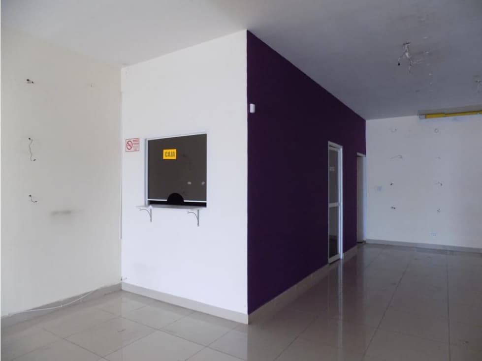 SE ALQUILA LOCAL COMERCIAL 106MTS EN VÍA TOCUMEN — foto 2