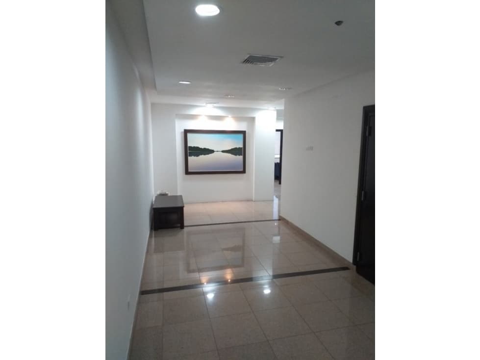 SE ALQUILA OFICINA DE LUJO DE 155MTS EN PUNTA PACIFICA — foto 2
