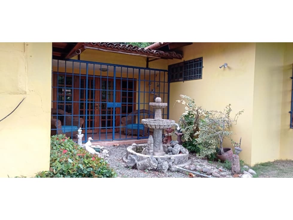 CASA CON PISCINA PRIVADA SANTA CLARA 3000METROS — foto 1