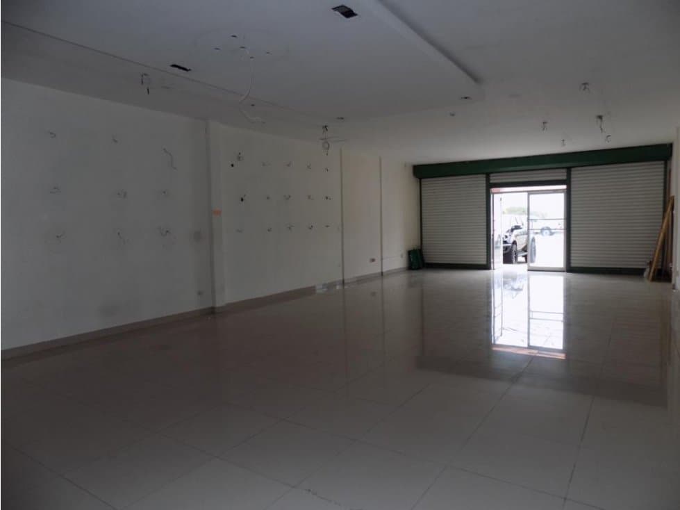 SE ALQUILA LOCAL COMERCIAL 106MTS EN VÍA TOCUMEN — foto 3