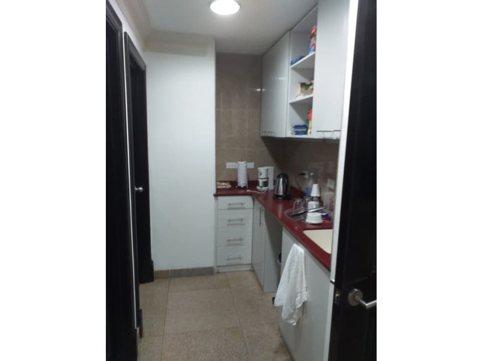 SE ALQUILA OFICINA DE LUJO DE 155MTS EN PUNTA PACIFICA — foto 5