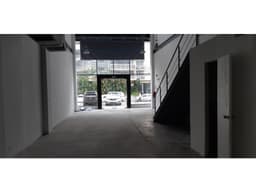 SE ALQUILA LOCAL COMERCIAL NEWBERRY PLAZA 158M2