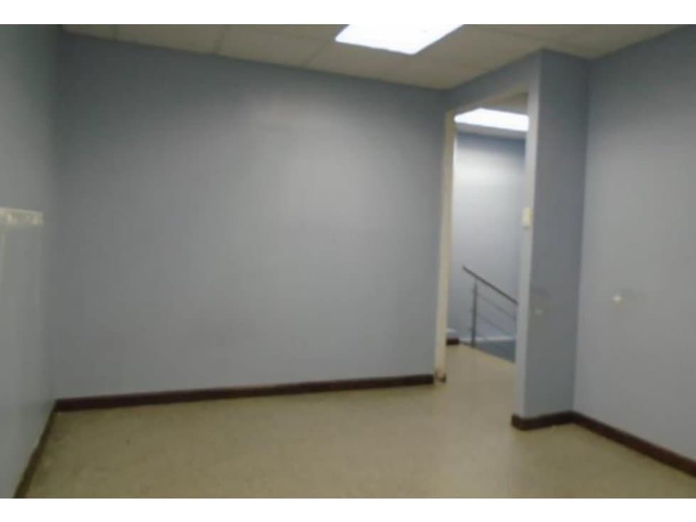 LOCAL COMERCIAL UBICADO EN 12 DE OCTUBRE — foto 2