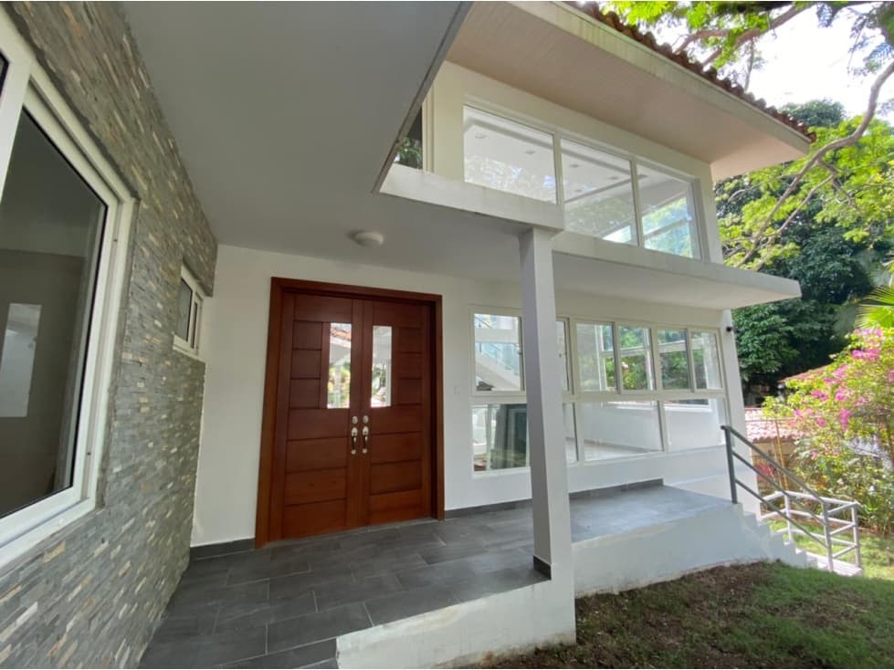 Hermosa Casa en venta, Cerro Ancón — foto 1