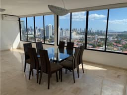 Apartamento con vista espectacular en Pacific Hills