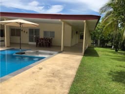 CASA DE PLAYA TOTALMENTE AMOBLADA