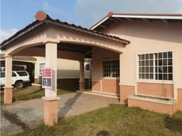 Cómoda casa en chorrera detrás de OnDgo