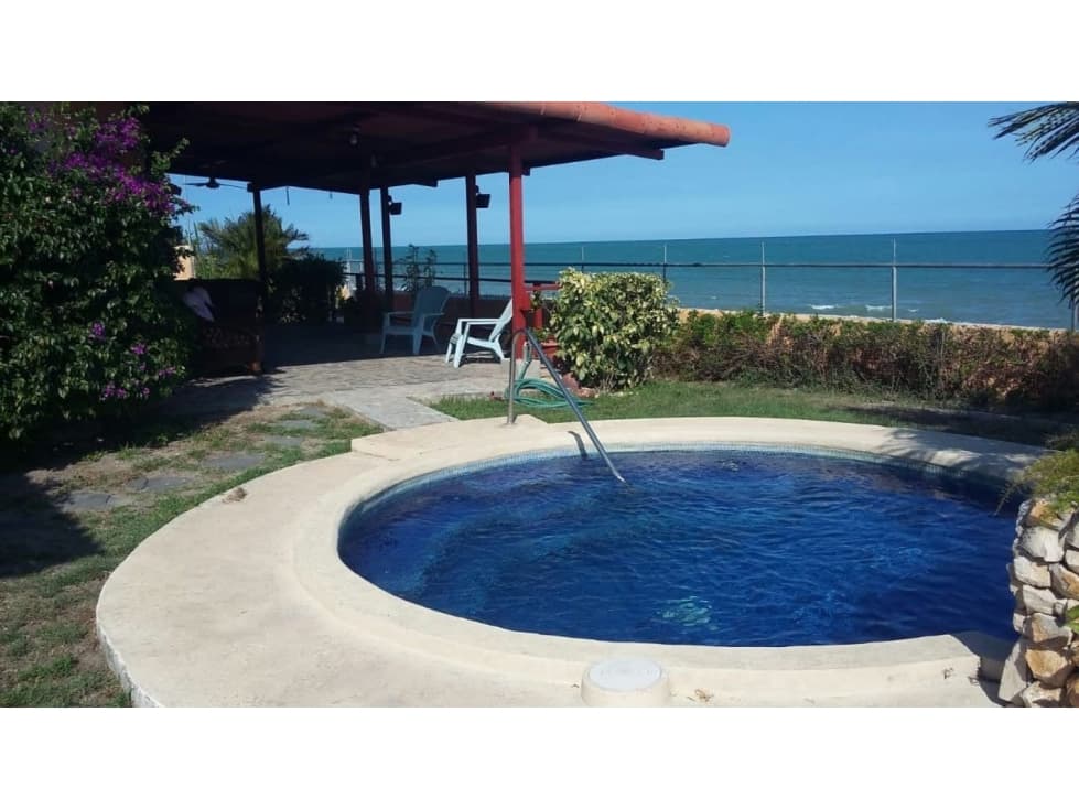 CASA CON FRENTE DE PLAYA EN JUAN HOMBRON — foto 1