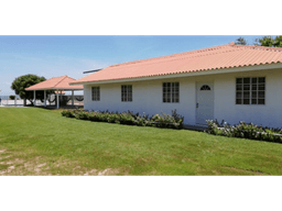 SE ALQUILA CASA DE PLAYA PUNTA CHAME CAMPANA