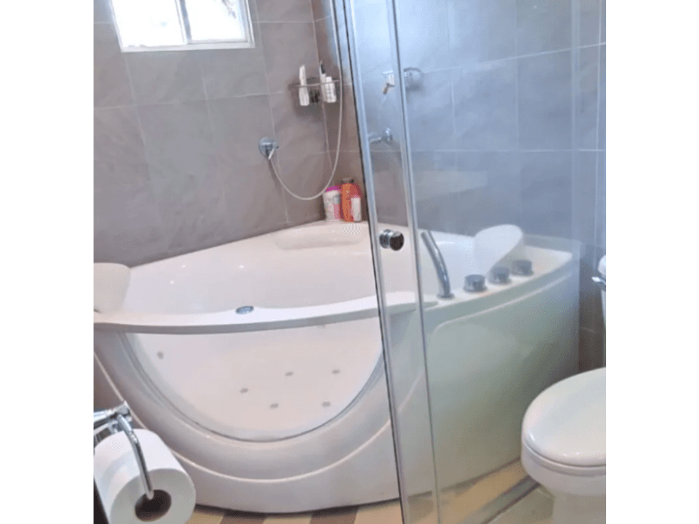SE VENDE CASA URB LOMAS DE SANCARLITOS DAVID CHIRIQUÍ — foto 6