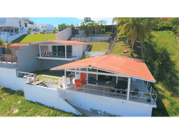 SE VENDE CASA BEACHFRONT PLAYA CORONA