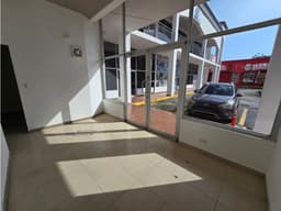 ALQUILER DE LOCAL COMERCIAL CON DIVISIONES Y ACABADOS EN ALBROOK AQ