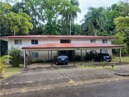Venta de Edificio Residencial en Clayton