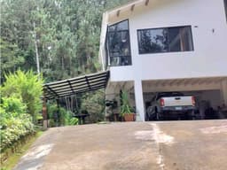 VENTA DE CASA EN ALTOS DE CERRO AZUL PANAMÁ