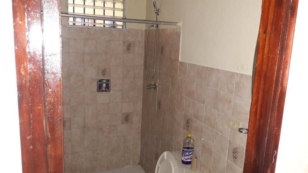 ALQUILER CASA PRADERAS DE SAN ANTONIO — foto 2