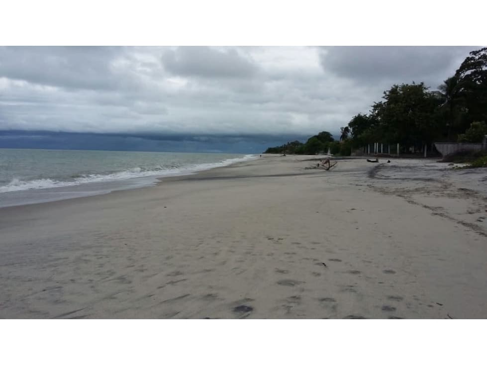 CASA CON FRENTE DE PLAYA EN JUAN HOMBRON — foto 4